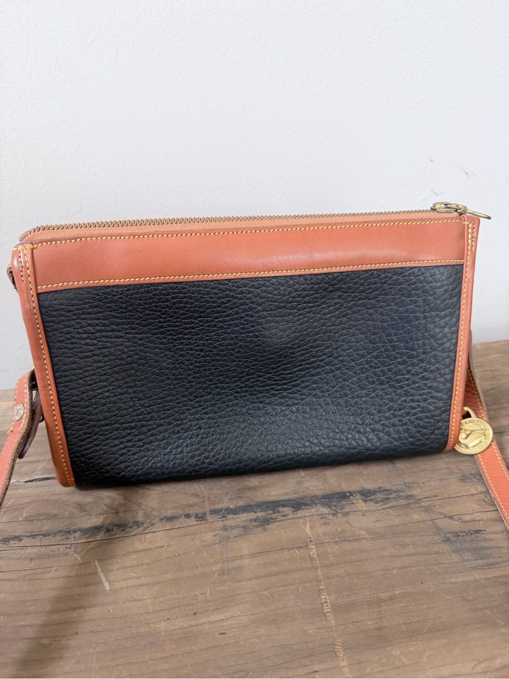 Dooney & Bourke Vintage All-Weather Leather Black/Brown Pebbled Crossbody Bag - Picture 2 of 11